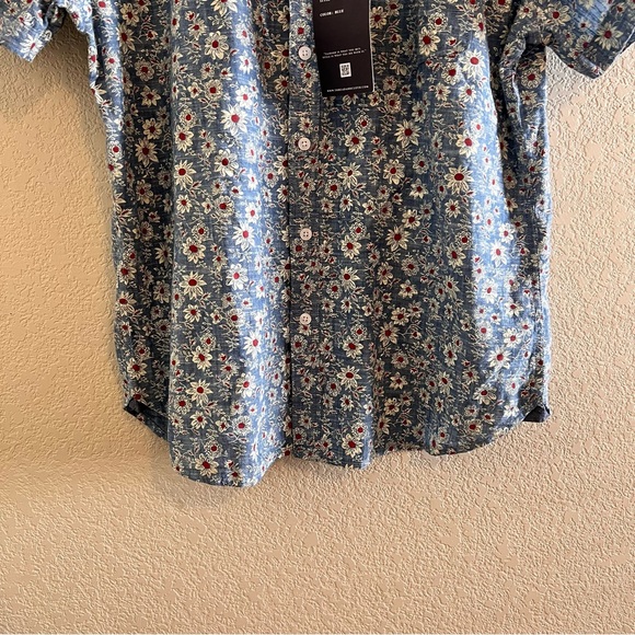 Thread & Cloth Floral Button Down Shirt Size Medium NWT - Picture 4 of 9